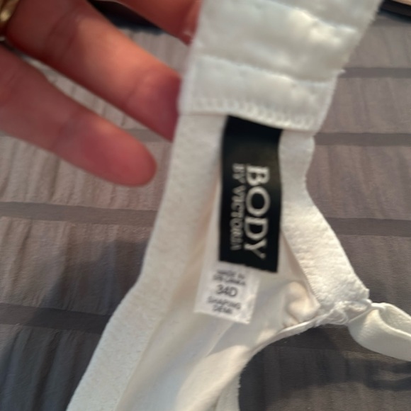 Victoria Secret bra - Picture 4 of 4